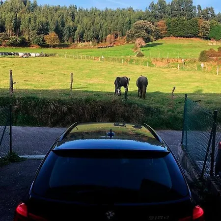 Bonito A 2 Km De Liencres Y Playas. Holiday home Mortera