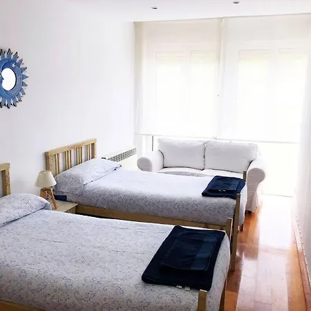 Bonito A 2 Km De Liencres Y Playas. * Mortera