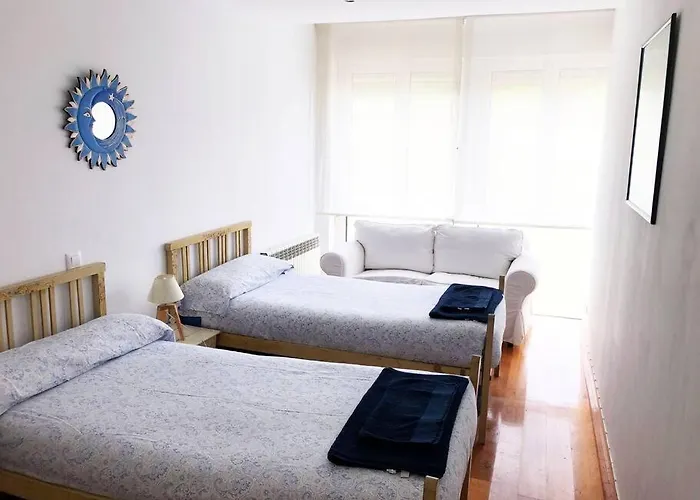 Bonito A 2 Km De Liencres Y Playas. * Mortera