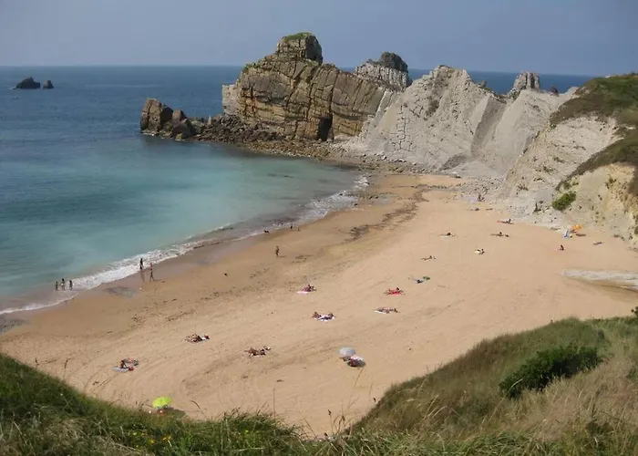 Bonito A 2 Km De Liencres Y Playas. *